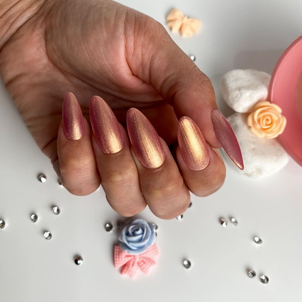 Smalto Semipermanente RK68 Spedizione in 24H Benail it