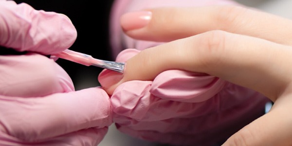 Refill Unghie Gel: Guida Completa alla Manutenzione