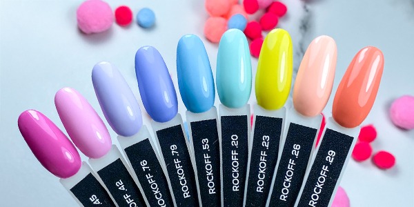 Tendenze Colore Unghie 2026: Palette Professionali e Previsioni di Stile